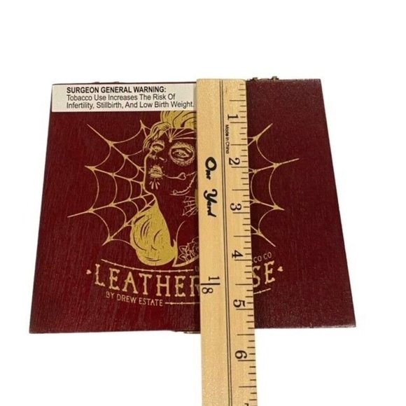Drew Estate Cigar Boxes Fat Bottom Gordito Betty Leather Rose Corona Lot of 2 - Picture 10 of 13